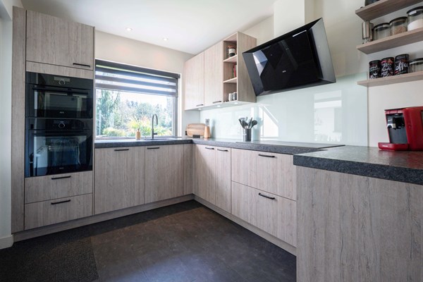 Medium property photo - Bosschenhoofdsestraat 23, 4744 RS Bosschenhoofd